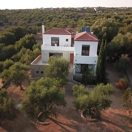 Liofyto - Stylish With Views To Foinikounda Bay Downstairs Apartment Kamária