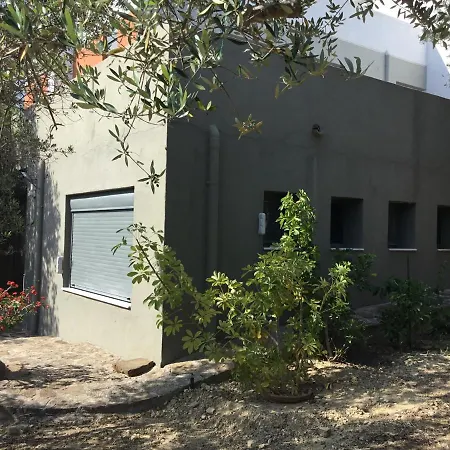 Апартаменты Liofyto - Stylish With Views To Foinikounda Bay Downstairs Kamaria (Messinia)