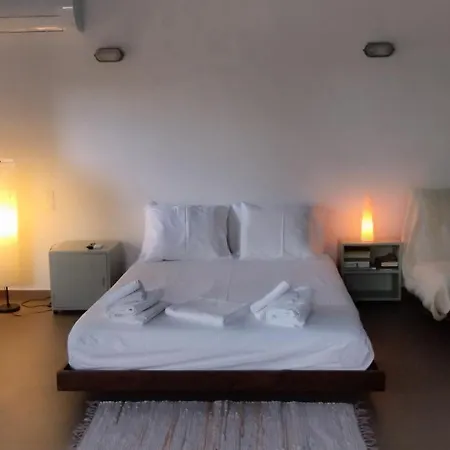 Liofyto - Stylish With Views To Foinikounda Bay Downstairs *