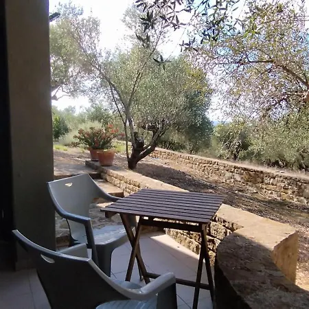 Liofyto - Stylish With Views To Foinikounda Bay Downstairs Апартаменты Kamaria (Messinia)