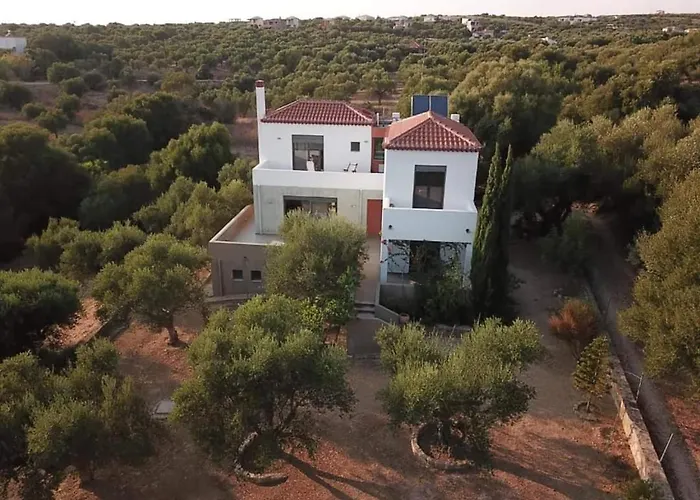 Liofyto - Stylish With Views To Foinikounda Bay Downstairs Apartment Kamária